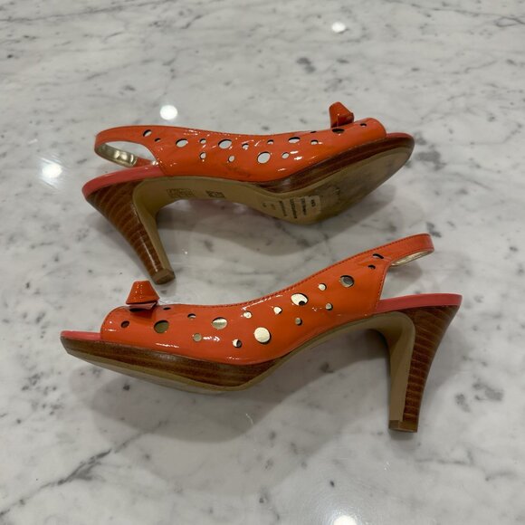 Anne Klein Pastora Patent Leather Peep-toe Heels - Size 7.5 - Picture 3 of 5